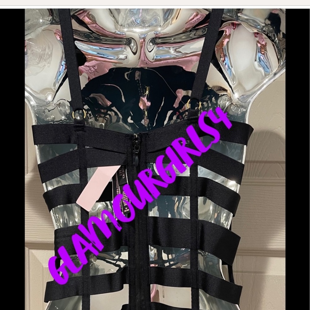 Victoria’s Secret Rare Black Bondage Corset NWT size Large - Picture 4 of 7